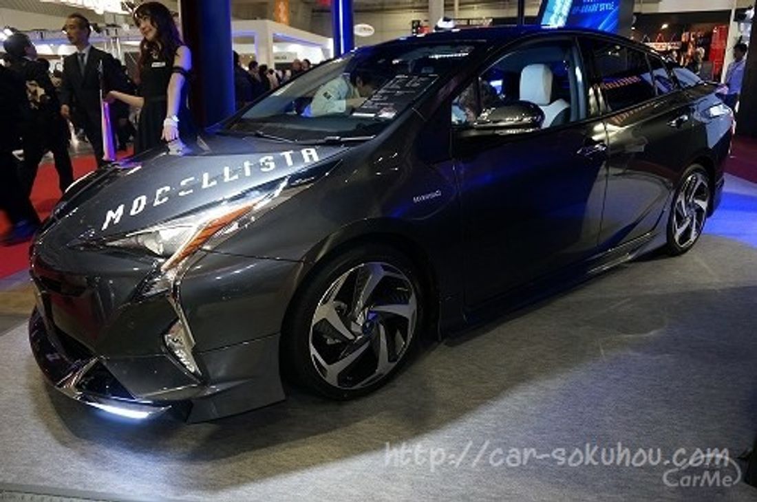 トヨタ プリウス 2016