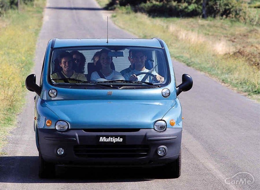 助手席が2つ 前に3人乗れるクルマ3選 By 車選びドットコム