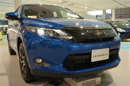 ハリアー特別仕様車スタイルアッシュ画像インプレ 外装の違いはドコ 車ニュース 中古車情報 中古車検索なら 車選びドットコム 車選び Com