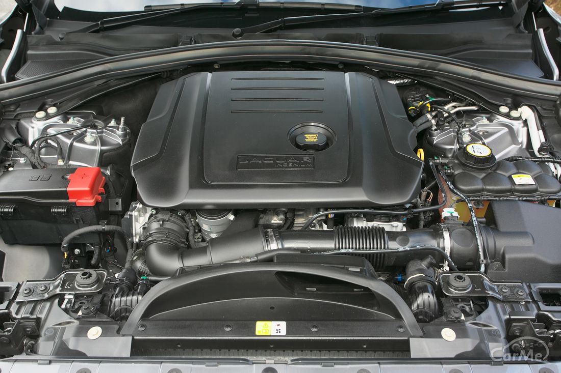 ジャガー F-PACE R-SPORT 2.0L D180 Eiger Grey 萩原文博