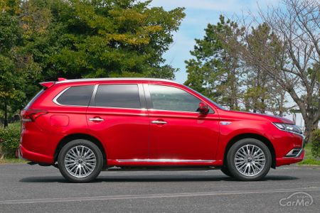 プロ解説 三菱アウトランダーphevのエクステリア 外装 やデザインを徹底解説 車ニュース 中古車情報 中古車検索なら 車選びドットコム 車選び Com