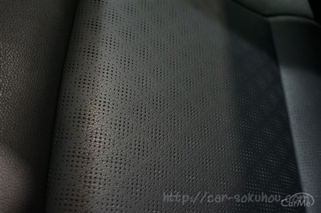 トヨタ C-HR 2017