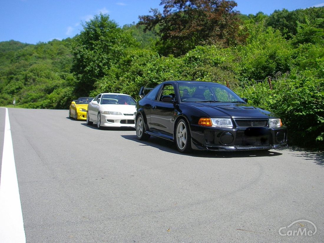 なぜ車好きはpa Saに集まるのか そもそも違反じゃないのか By 車選びドットコム なぜ車好きはpa Saに集まるのか そもそも違反じゃないのか By 車選びドットコム