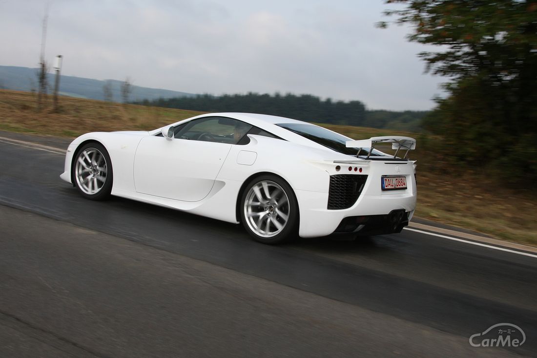 レクサス LFA