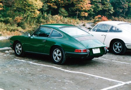 アヘッド ポルシェ 911S リア