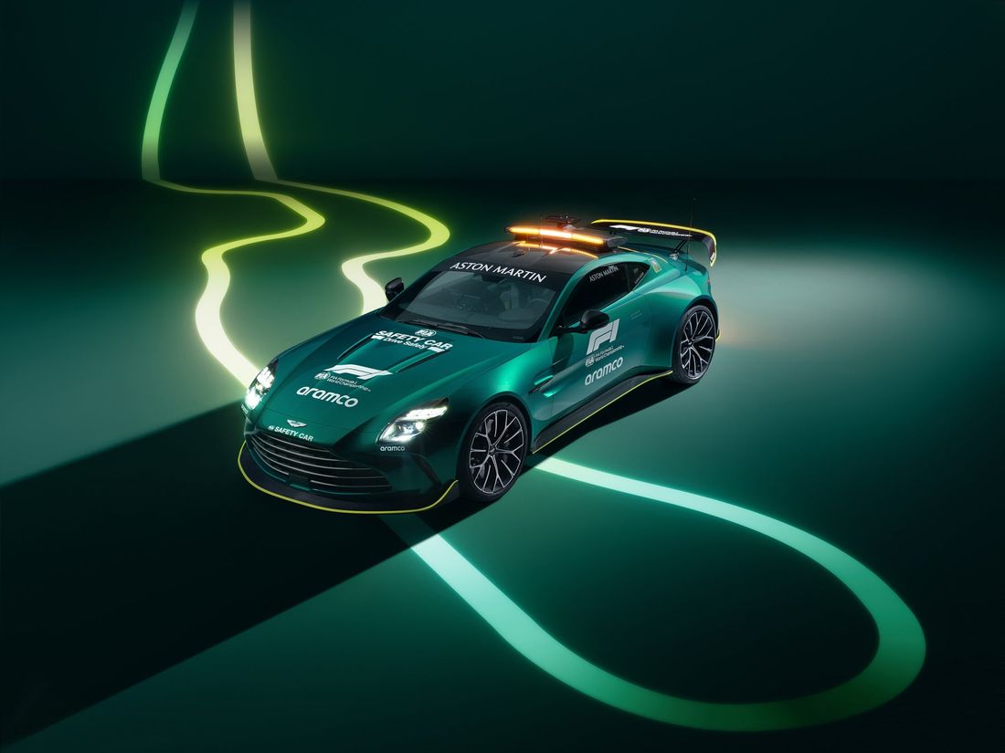 史上最速のアストンマーティンVantage フォーミュラ1®の新公式FIAセーフティカーに