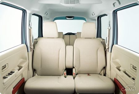 スズキ スペーシアの後部座席の使い勝手は 車ニュース 中古車情報 中古車検索なら 車選びドットコム 車選び Com