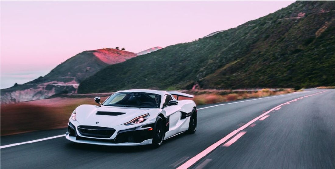 瑠璃色のアドリア海に面した東欧の国、クロアチアからEVカー「RIMAC」が日本初上陸。