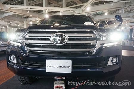 ランクル0 外装画像レビュー１ フロントマスクの4つの注目ポイント 車ニュース 中古車情報 中古車検索なら 車選びドットコム 車選び Com