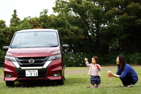 アヘッド 日産 セレナ