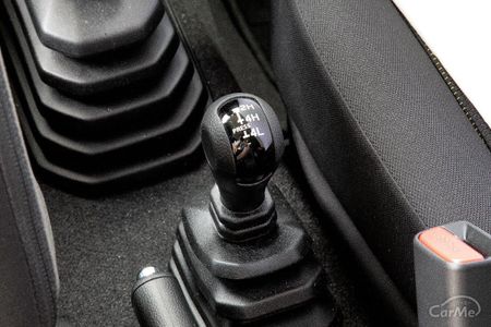 Jb64型 新型ジムニーの走りの進化を徹底解説 悪路走破性は最高 街乗りはまだまだ 試乗レビュー 車ニュース 中古車情報 中古車検索なら 車選びドットコム 車選び Com