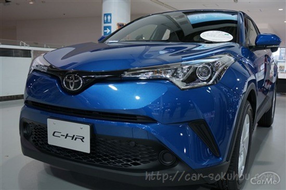 トヨタ C-HR 2017