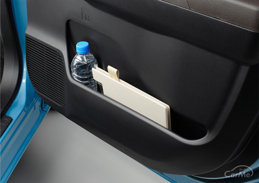 トヨタ ルーミーは収納の利便性が抜群