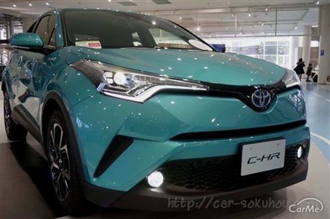 トヨタ C-HR 2017