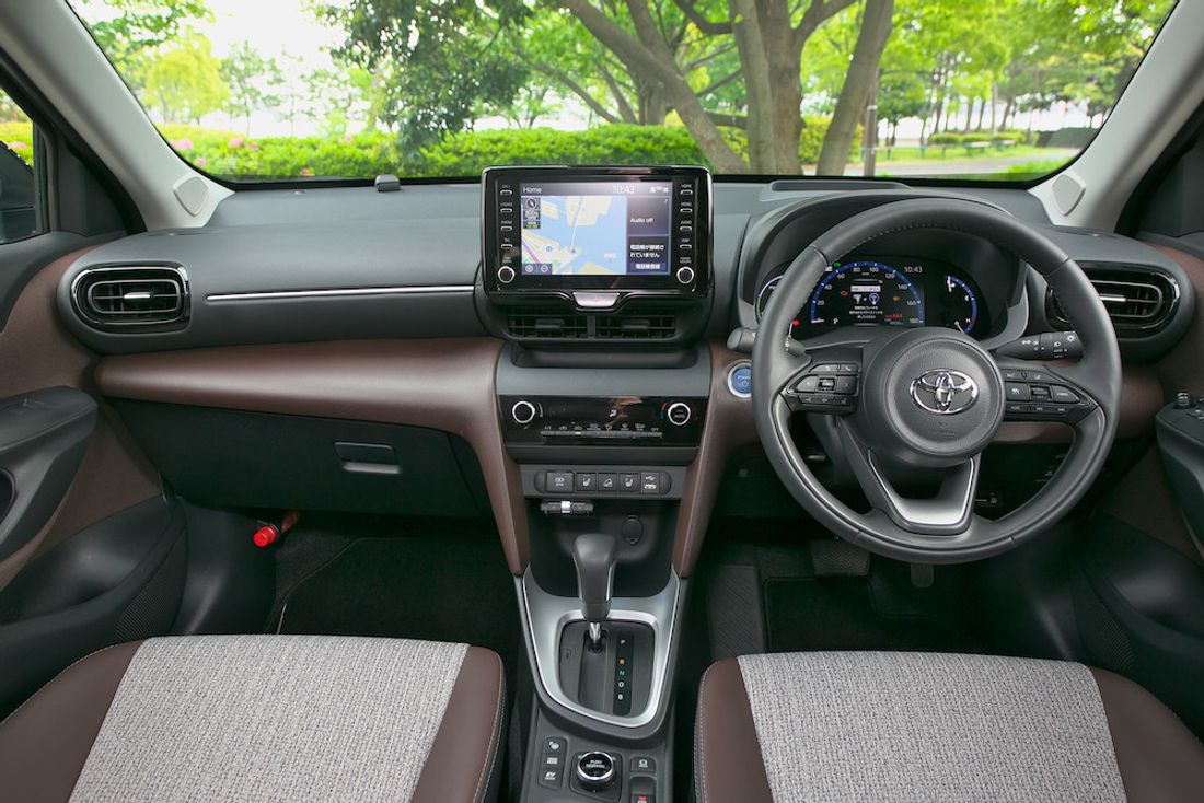 ホンダ 新型ヴェゼルとヤリスクロスを徹底比較 解説