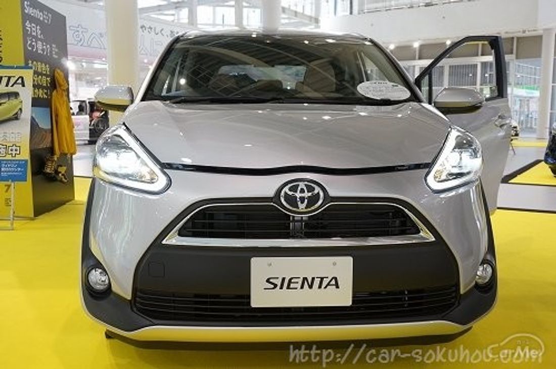トヨタ シエンタ 2015