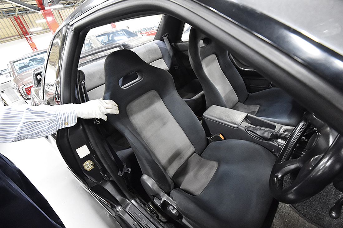 アヘッド 日産ヘリテージモデル