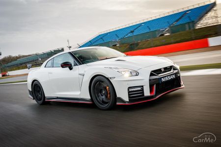 日産 GT-R NISMO 2018