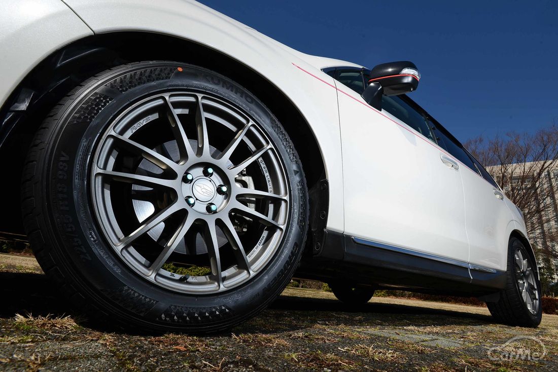 2018年新登場SUV専用タイヤ KUMHO CRUGEN HP71 は走りもデザインも文句なし？の写真（3枚目） by 車選びドットコム