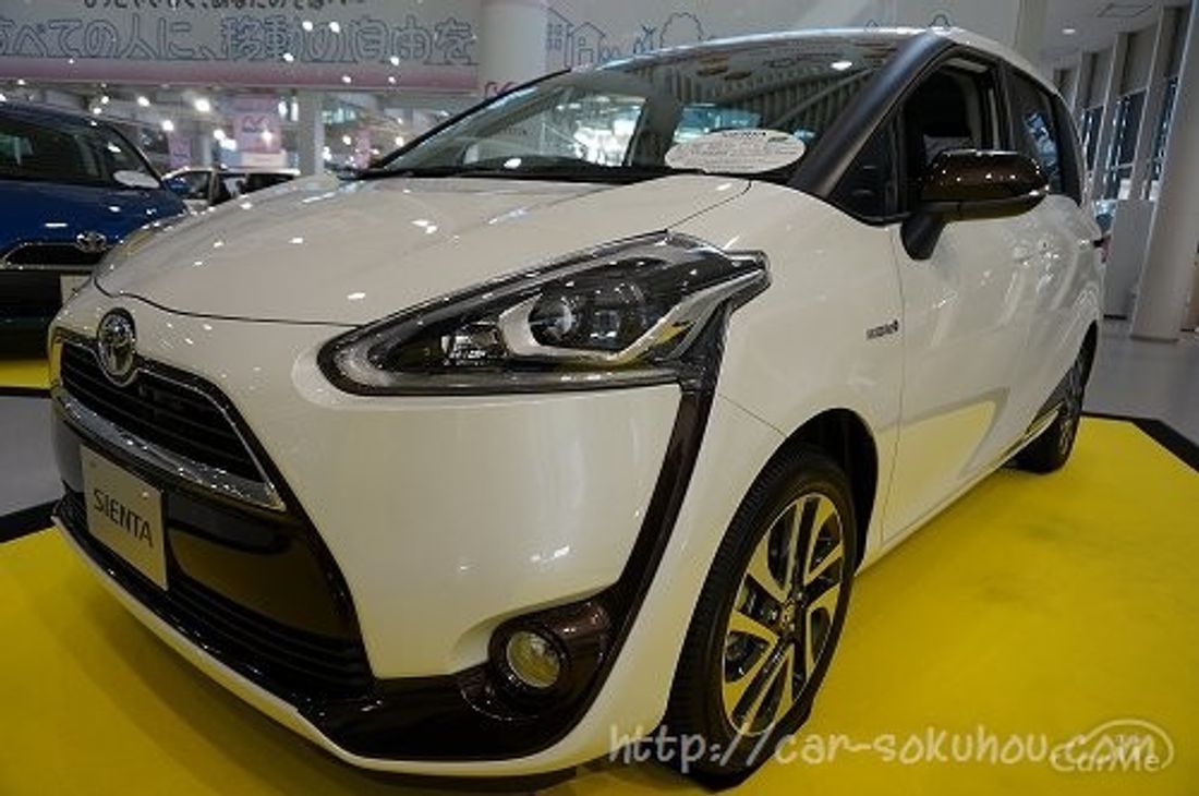 トヨタ シエンタ 2015