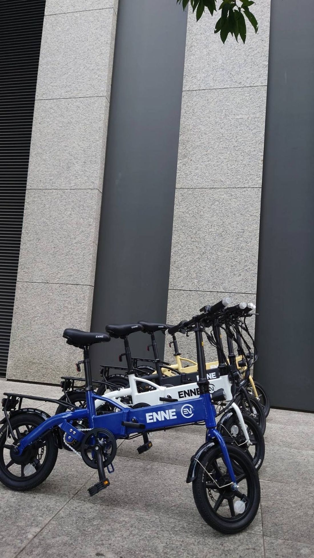 特許取得済み!!割引製品残り僅かの特定原付 ENNE T250 即日出荷可能 数量限定充電アダプター販売のお知らせ