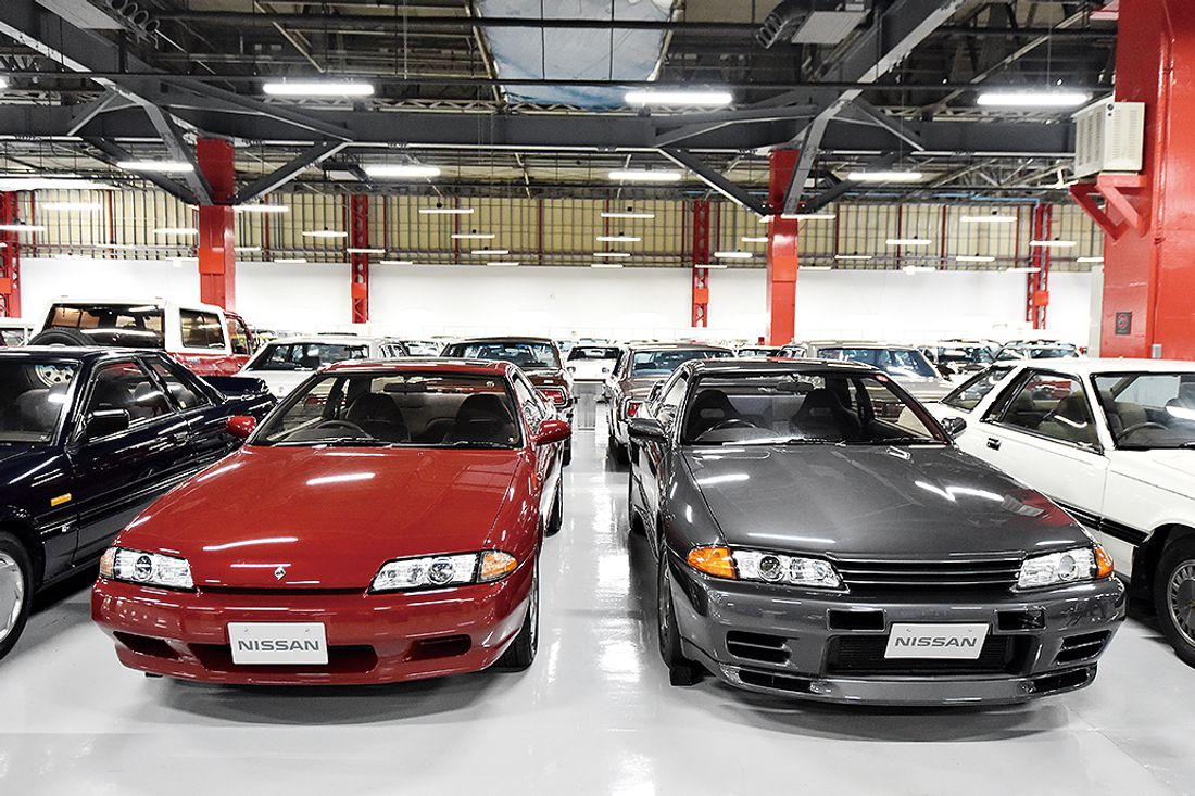 アヘッド 日産ヘリテージモデル