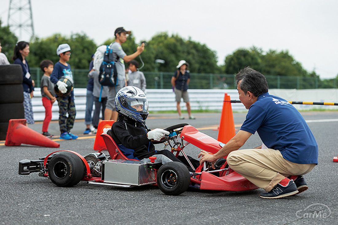 アヘッド 夏休みの思い出と、親子電気レーシングカート教室
