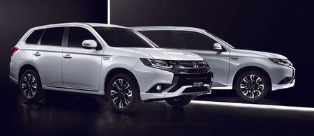 アヘッド アウトランダー PHEV