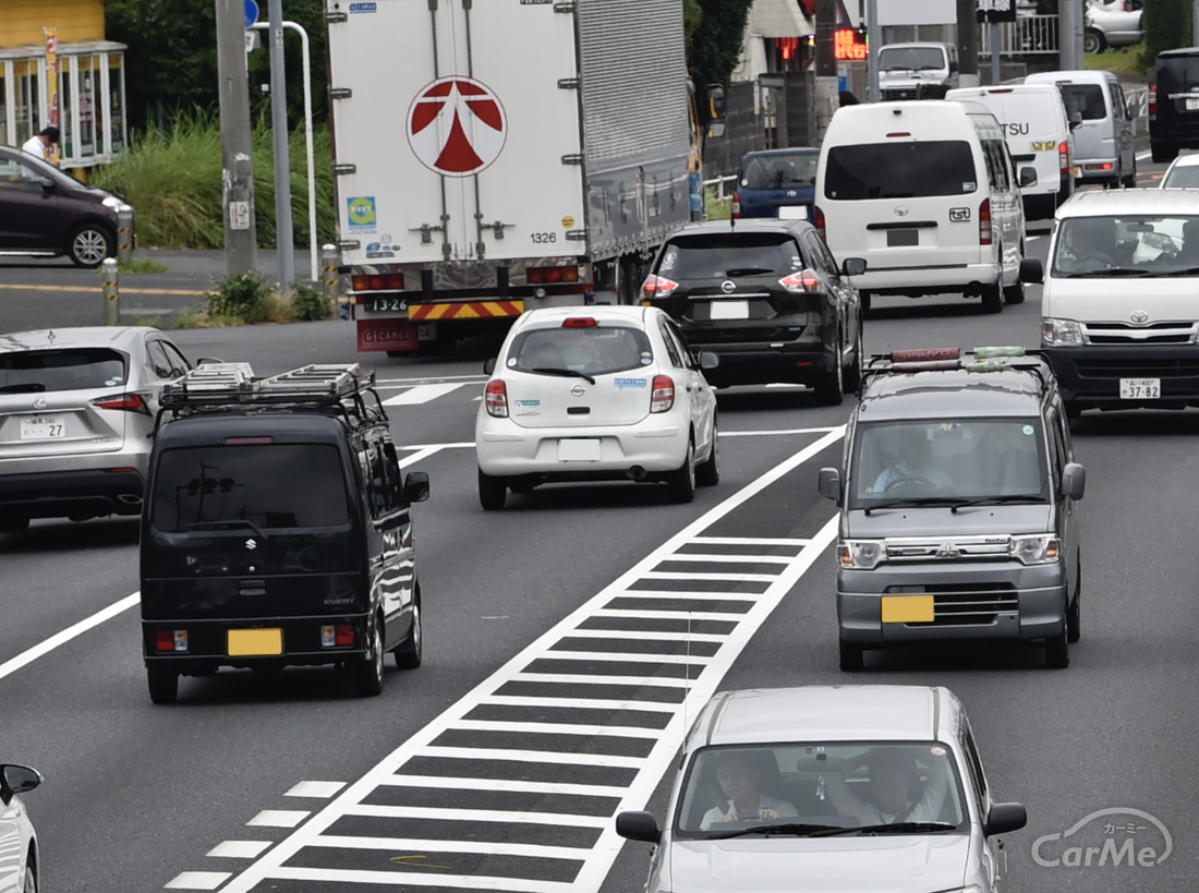 最近よく見かける 白ナンバーの軽自動車 そもそも軽が白ナンバーokになったきっかけって