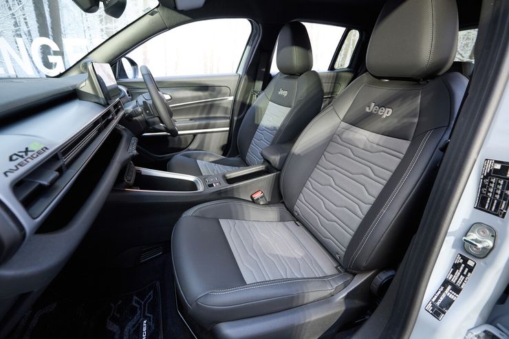 JeepAvenger4xeHybrid