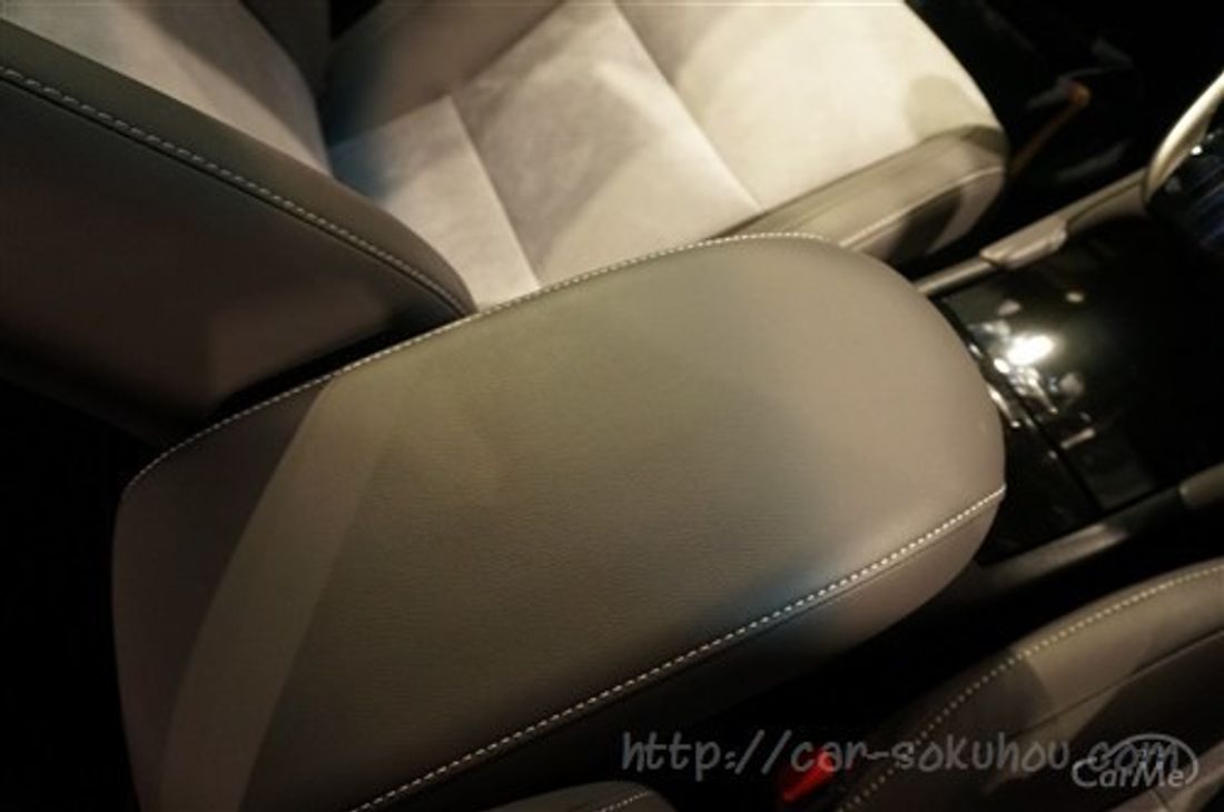 トヨタ ハリアー スタイルアッシュ 2016