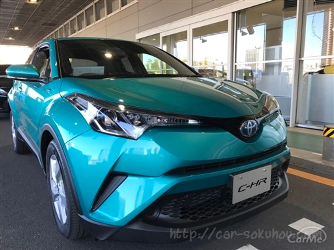 トヨタ C-HR 2017