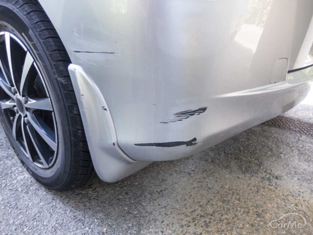 公共物に車をぶつけて事故を起こしてしまった場合はどうしたらいい