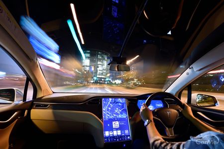 テスラモーターズ モデルX 75D 夜間走行