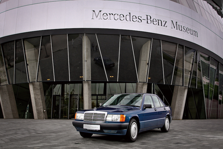埋もれちゃいけない名車たち Vol 6 感銘を与えた小さなベンツ Mercedes Benz 190e
