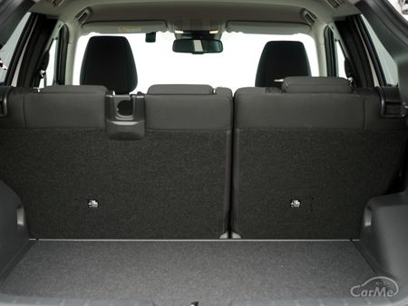 三菱 エクリプスクロスディーゼルblack Edition 荷室と収納の使い勝手は 新型車インプレッション 車ニュース 中古車情報 中古車 検索なら 車選びドットコム 車選び Com