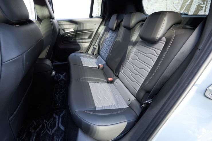 JeepAvenger4xeHybrid