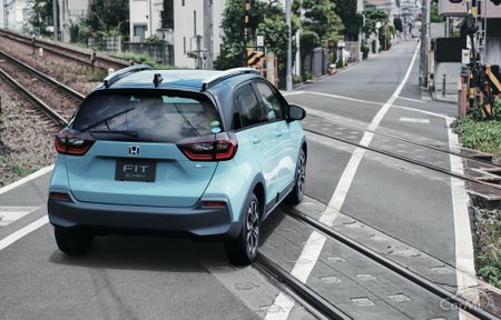 ホンダ フィット ハイブリッド 価格 新型情報 グレード諸元 価格 Com