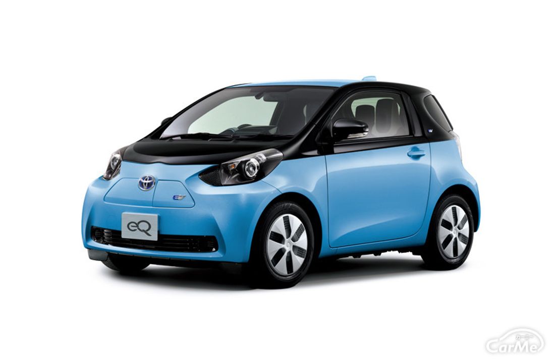 トヨタ eQ 電気自動車