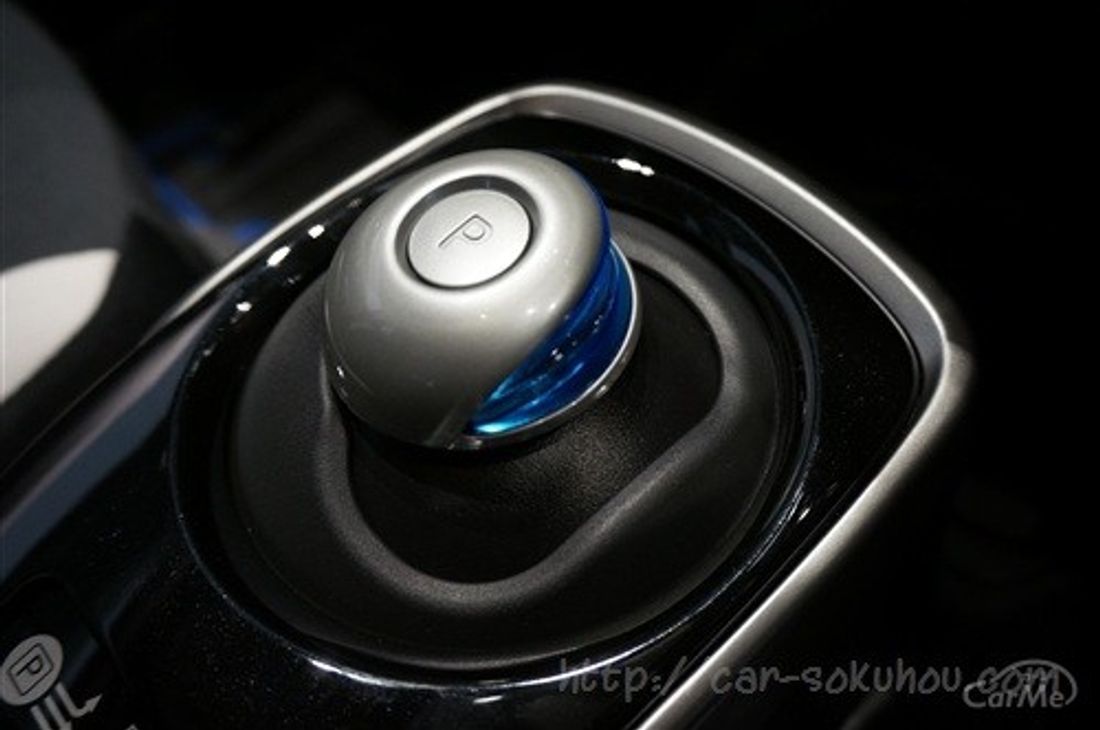 日産 ノート e-power 2016