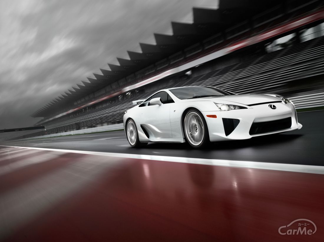 レクサス LFA 2012