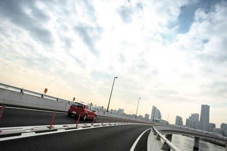 アヘッド 道路