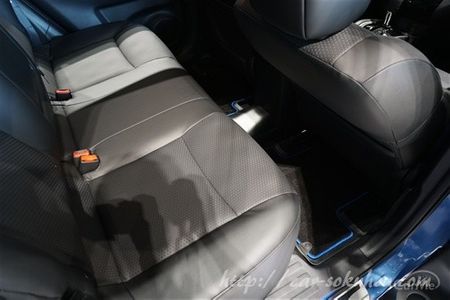 新型エクストレイル ハイブリッドの後部座席 機能性やアレンジを徹底チェック 車ニュース 中古車情報 中古車検索なら 車選びドットコム 車選び Com