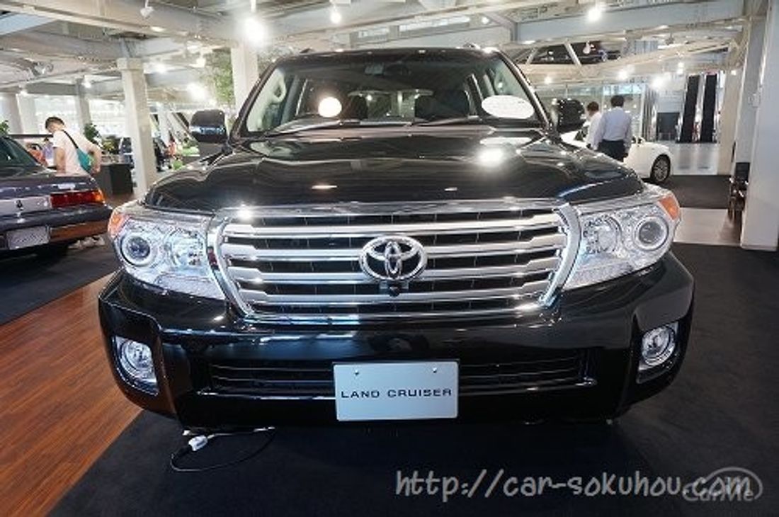 トヨタ ランドクルーザー 2015
