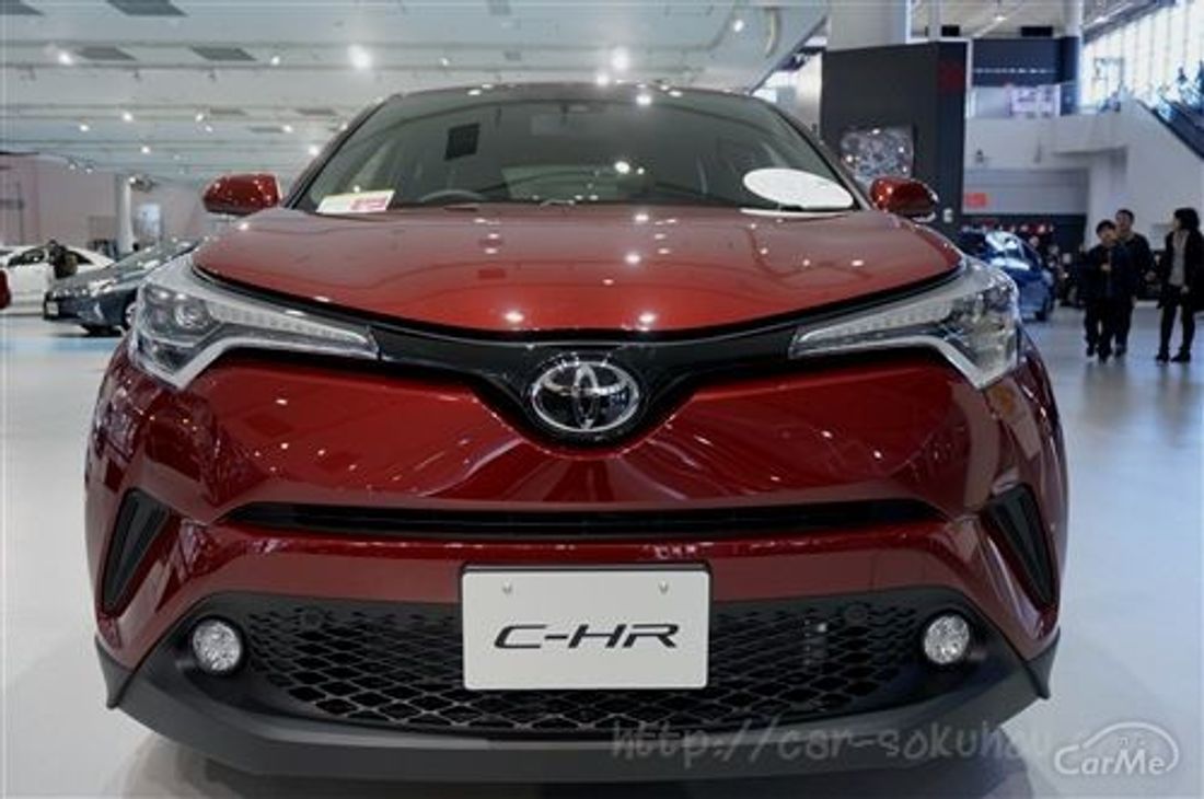 トヨタ C-HR 2017