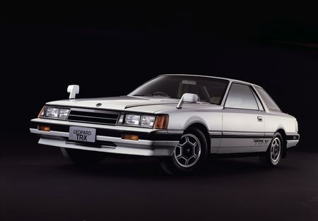 アヘッド 日産・初代レパード