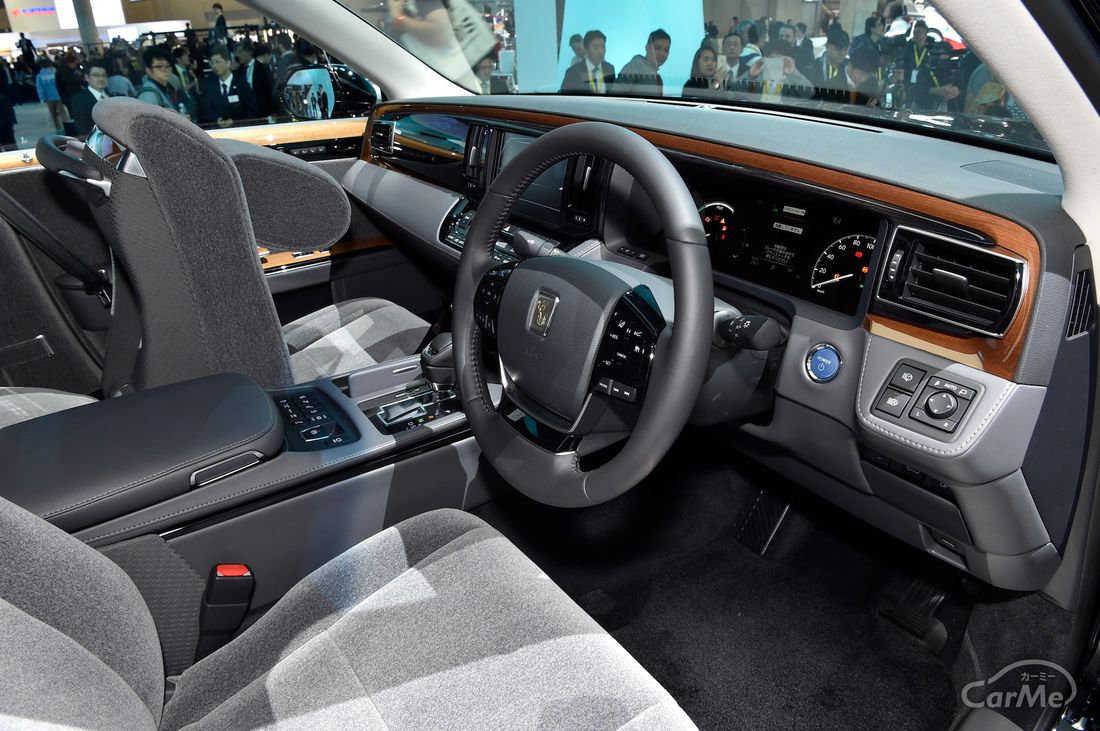 トヨタはセンチュリー ホンダはレジェンド 国産フラッグシップモデルは