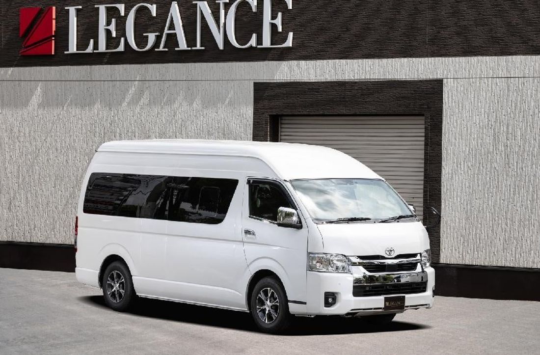 只のレンタカーではない!10⼈乗り⾼級アレンジしたハイエースのレンタカーが3月21日、法人マンスリー契約開始!