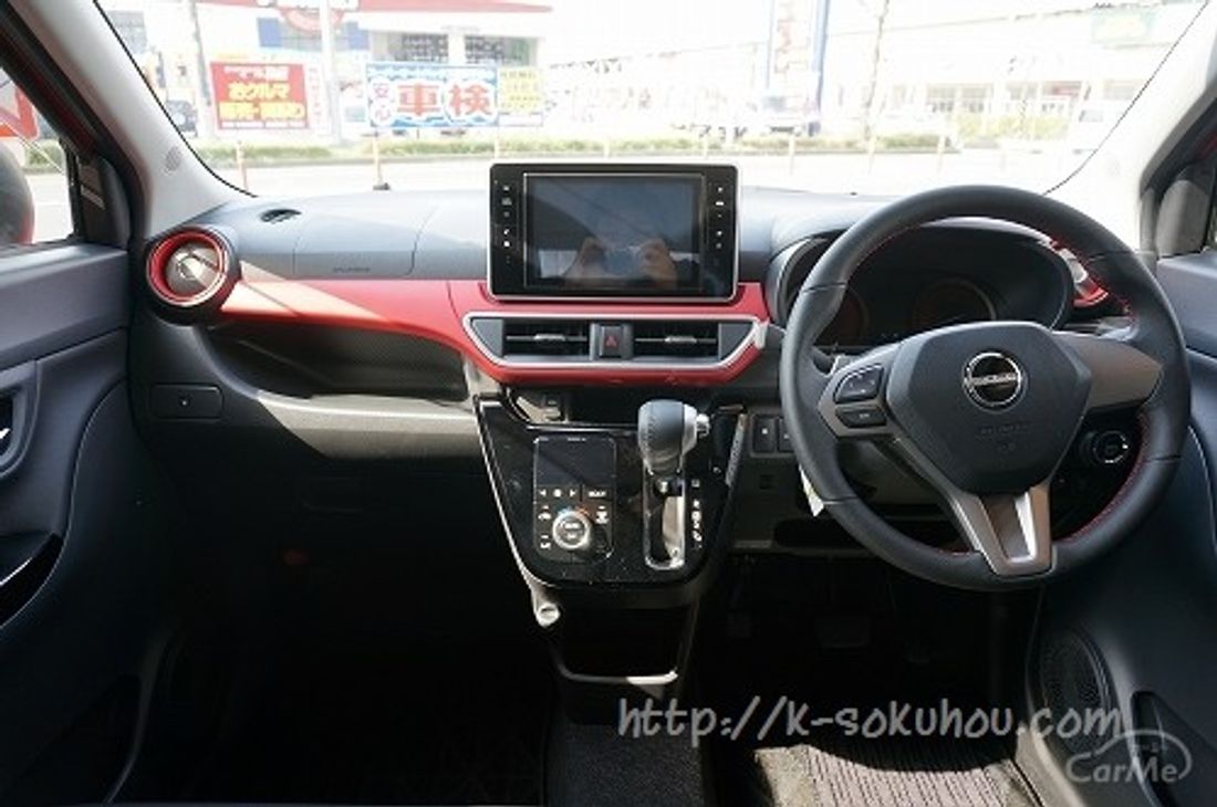 キャスト スポーツの内装 インパネ アルトターボrsにソックリ