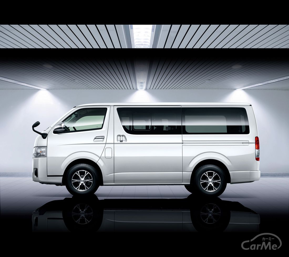 車内ベッドや屋根に登れるはしご等 トヨタ 5代目ハイエースバンをもっと便利にするオプションをご紹介